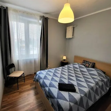 Lägenhet Ogrody * Wi-fi * Jezyce * 3 Km Center *